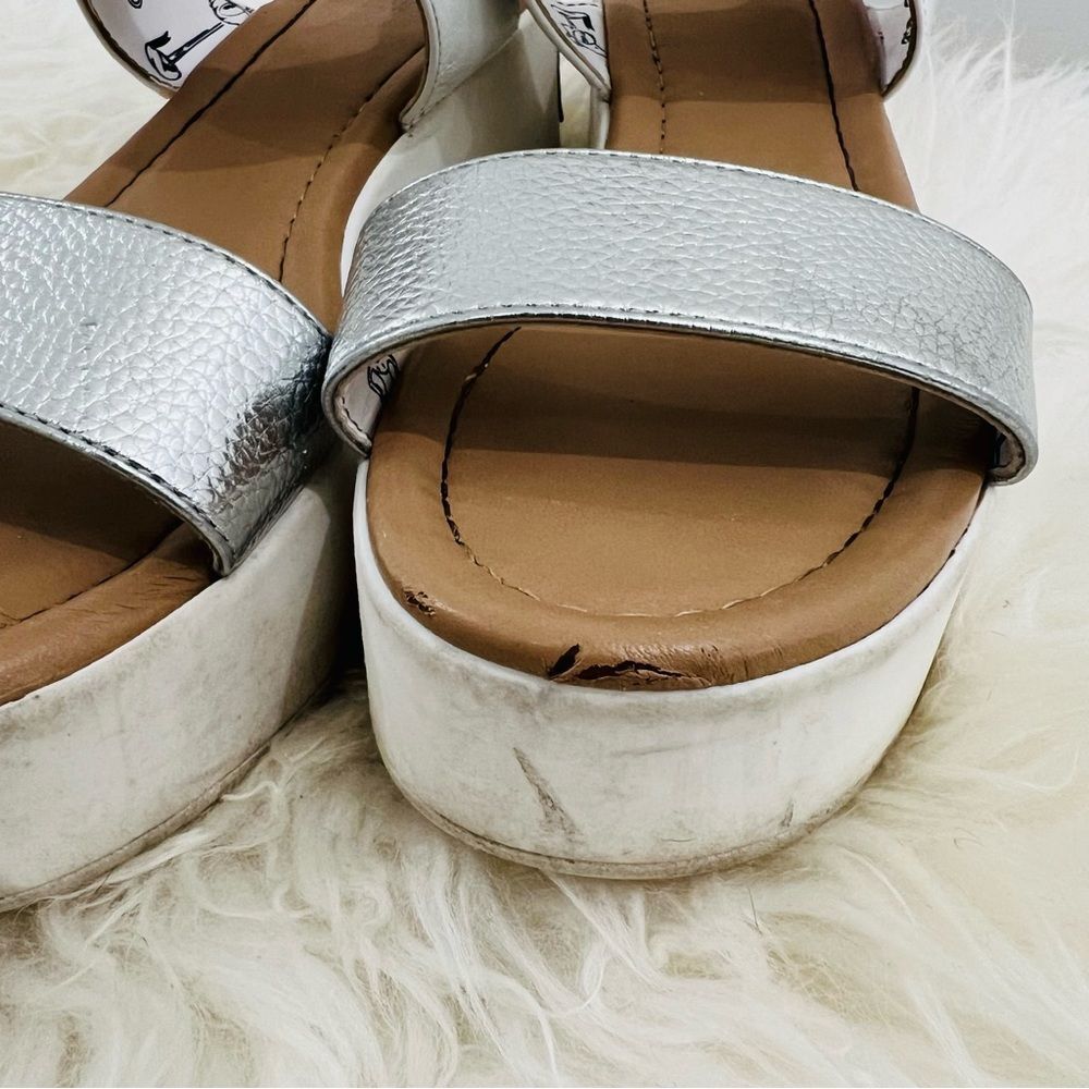 Donald Duck Platform sandal size 8.5 Call It Spring Disney - Picture 9 of 15